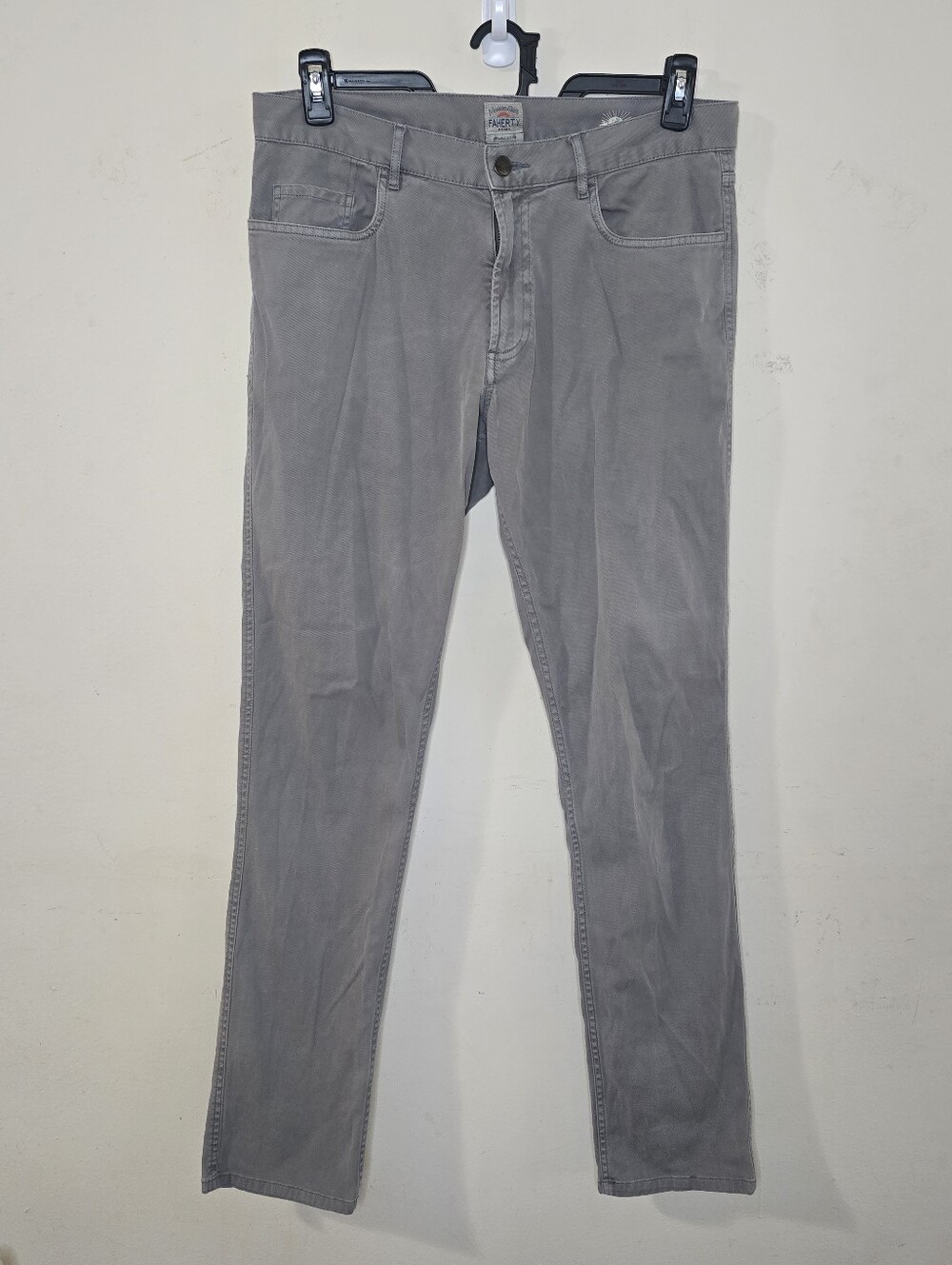 Faherty Gray Organic Cotton Stretch Jeans Mens Size 33 Slim Straight 32.5 Inseam